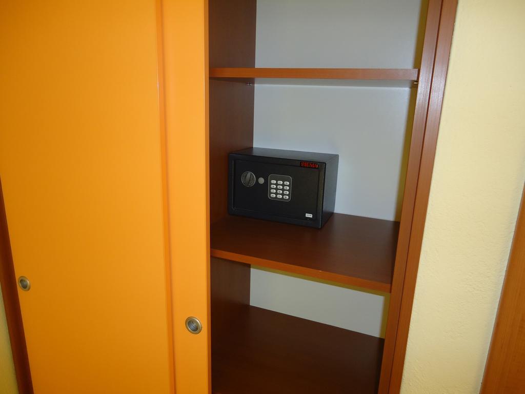 Villa Grgo Apartments Tučepi الغرفة الصورة