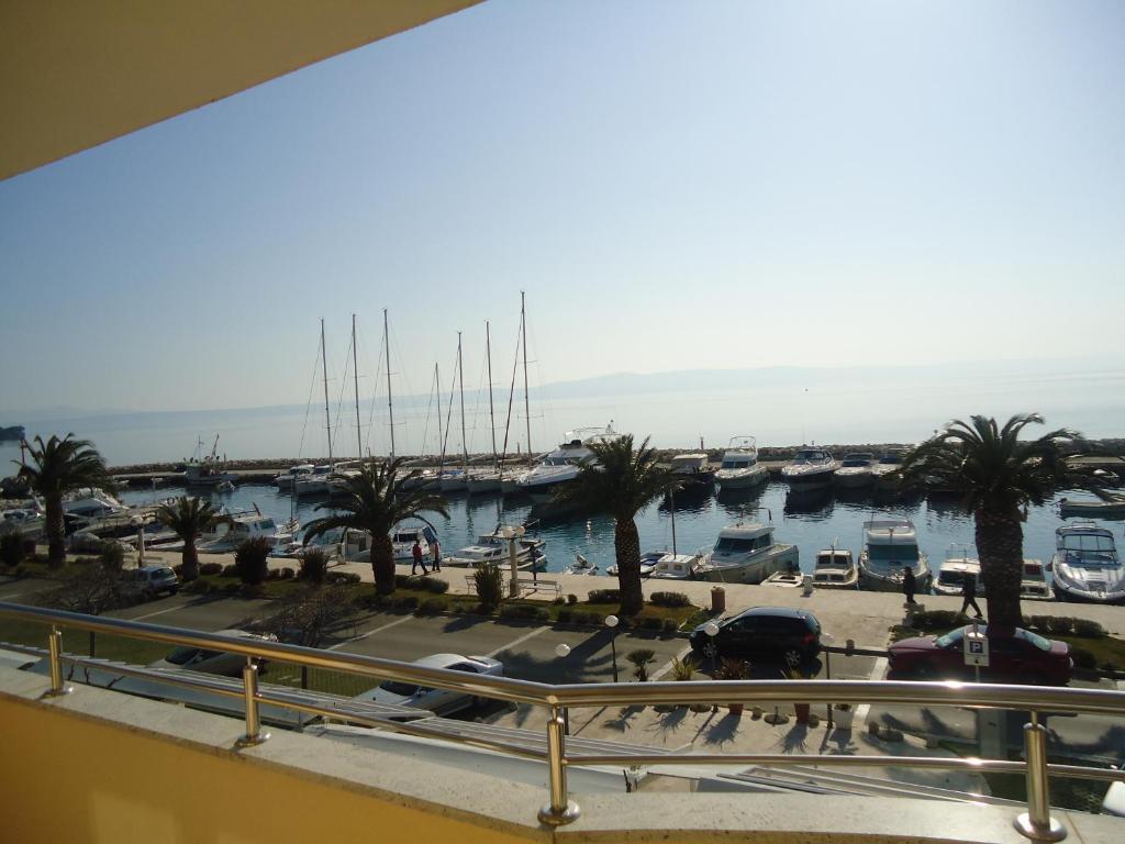 Villa Grgo Apartments Tučepi الغرفة الصورة