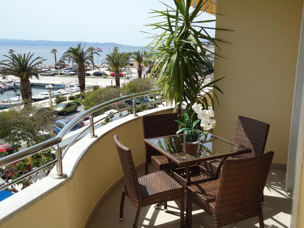 Villa Grgo Apartments Tučepi الغرفة الصورة