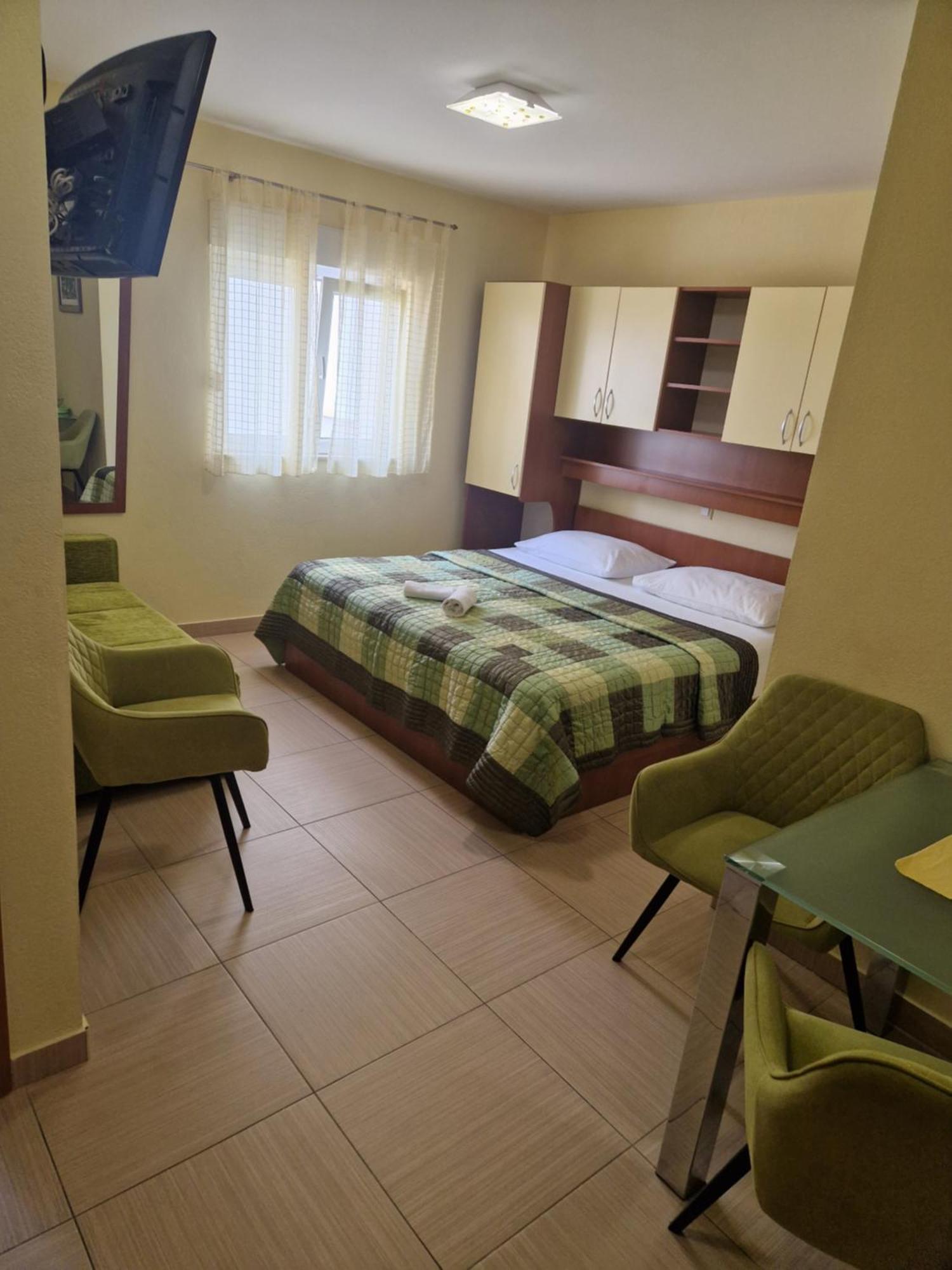 Villa Grgo Apartments Tučepi المظهر الخارجي الصورة