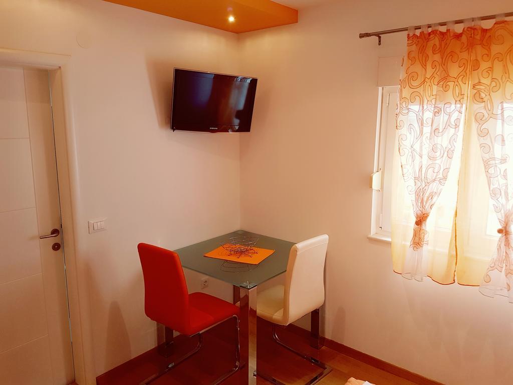 Villa Grgo Apartments Tučepi المظهر الخارجي الصورة